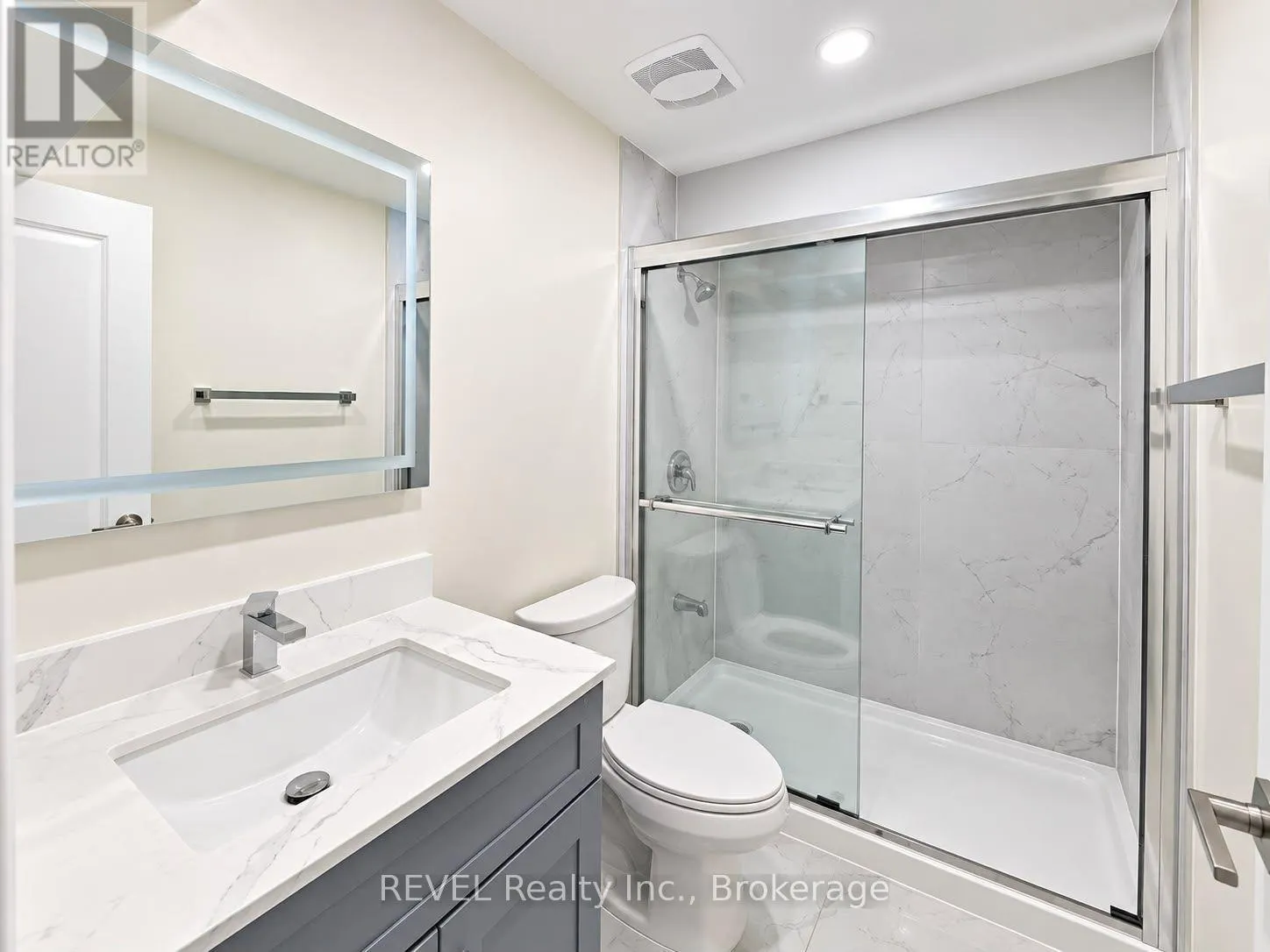 LOWER - 15 IRONWOOD COURT #LOWER