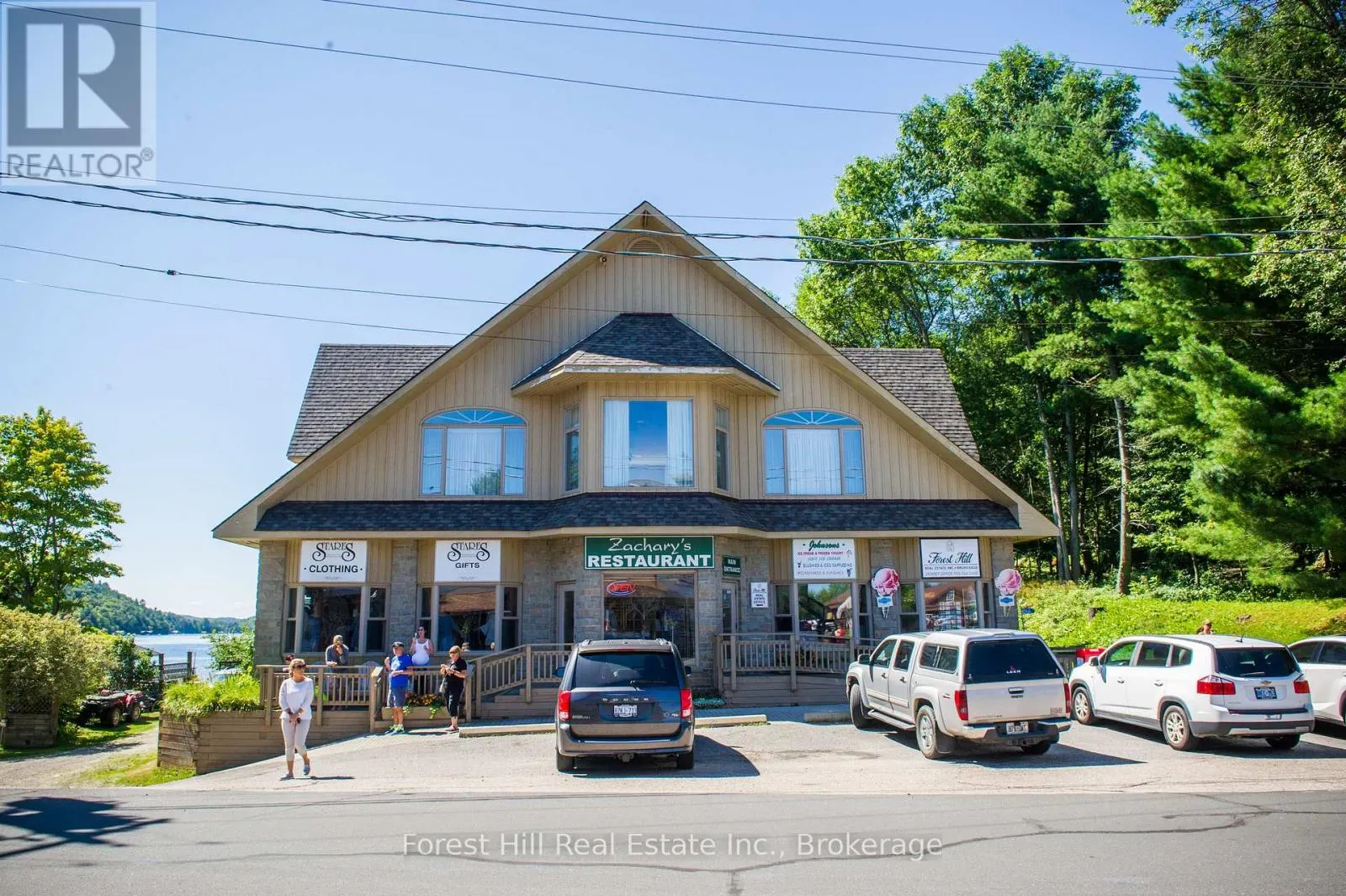 1066 & 1070 MAIN STREET