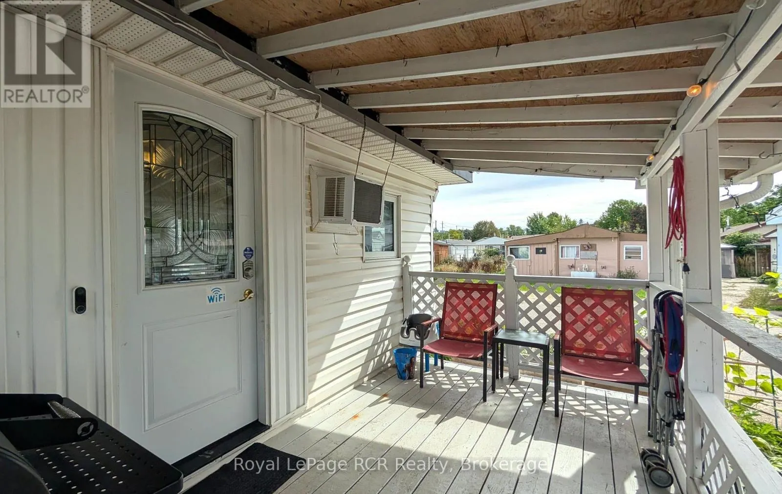20 - 1680 9TH AVENUE E #20