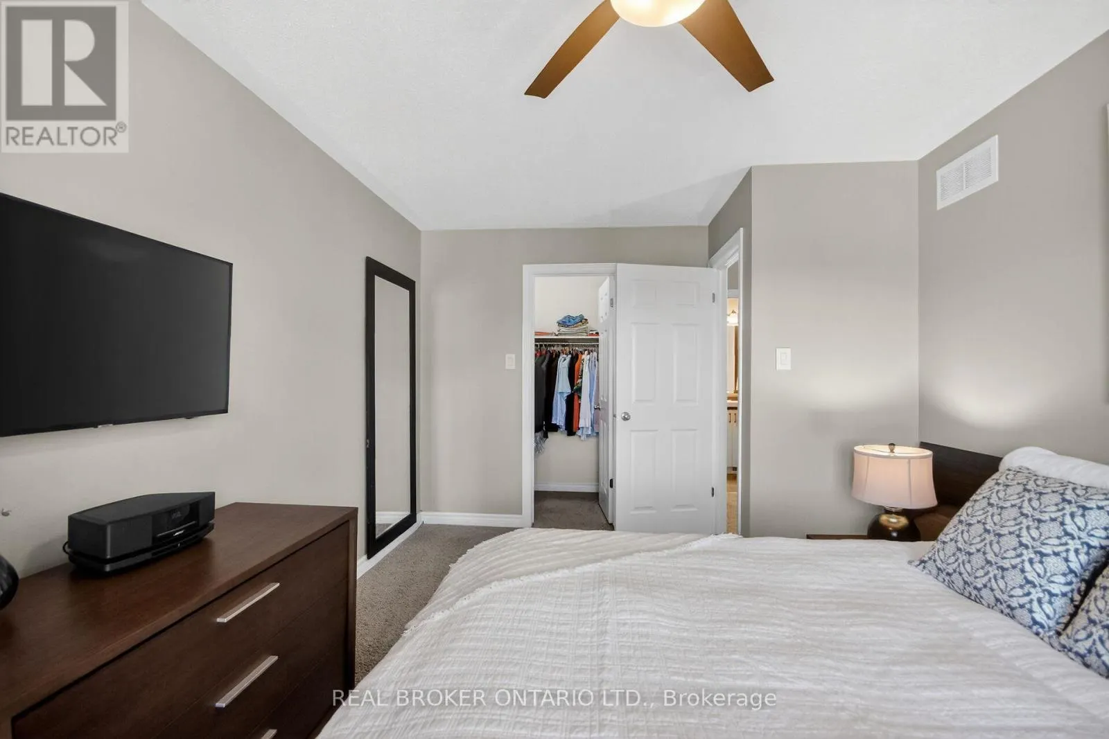 33 - 701 B SUE HOLLOWAY DRIVE