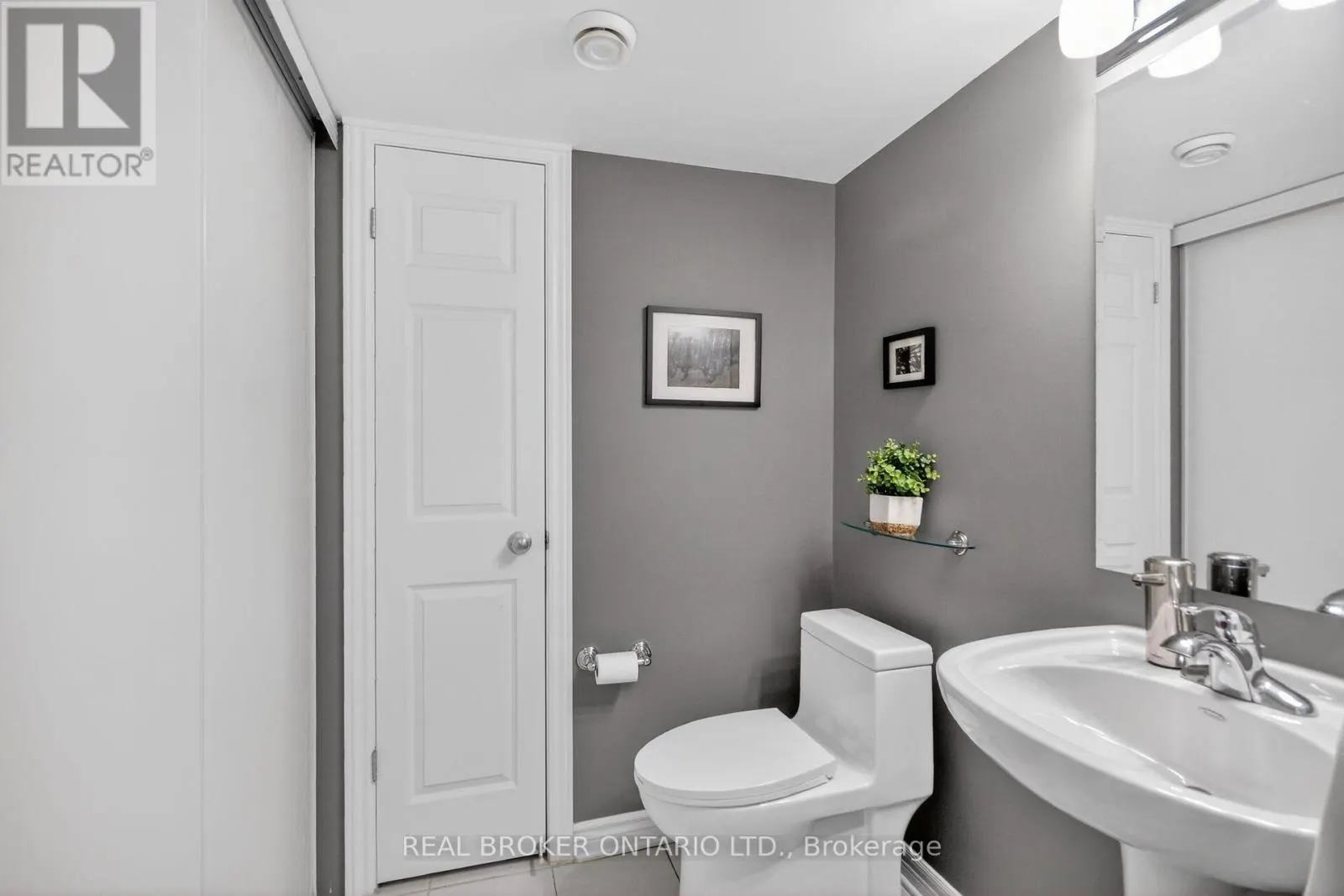 33 - 701 B SUE HOLLOWAY DRIVE