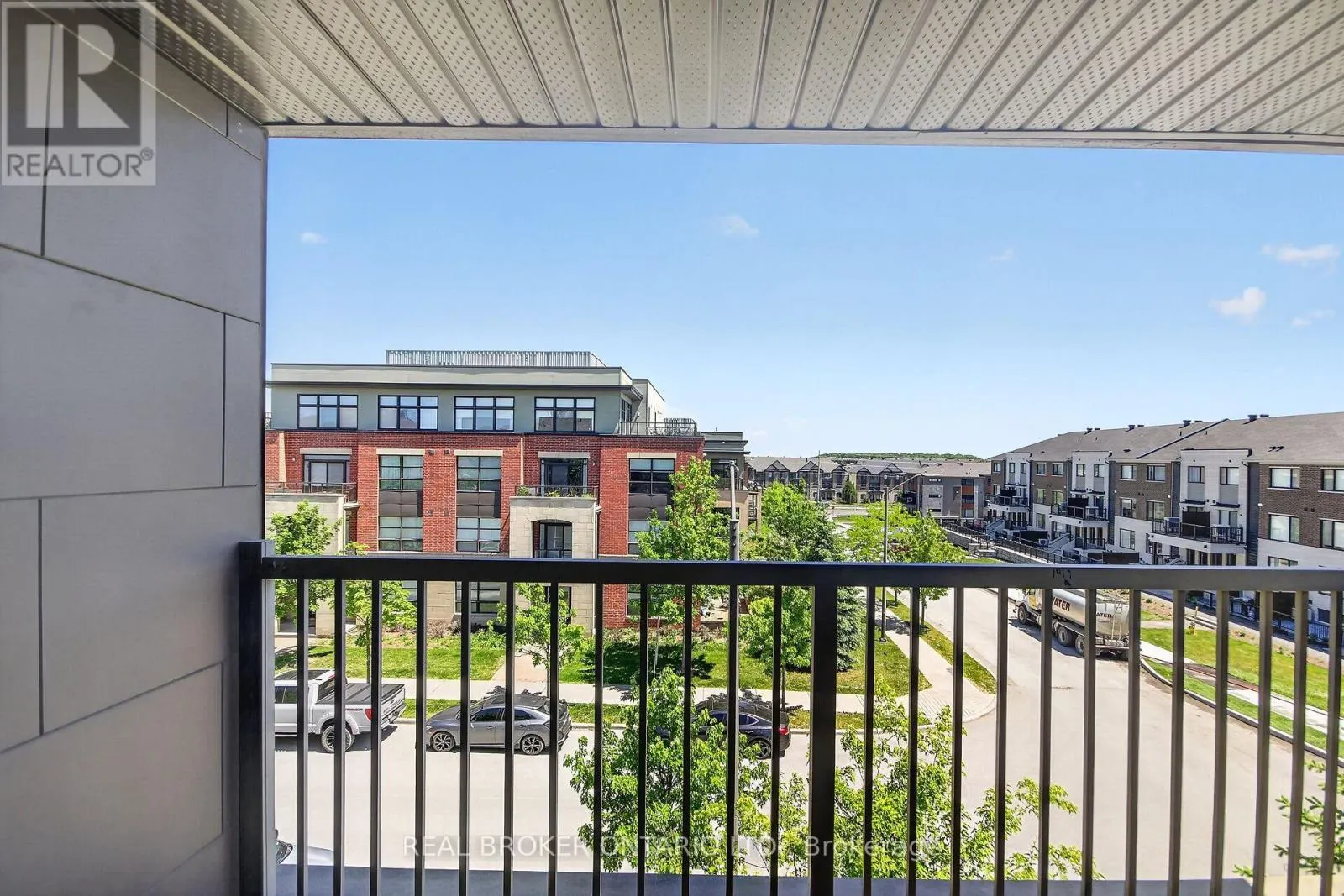 33 - 701 B SUE HOLLOWAY DRIVE