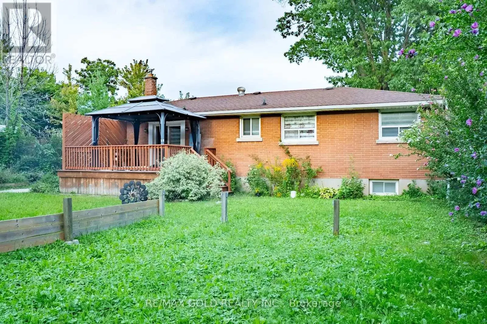 16 BRADEN AVENUE