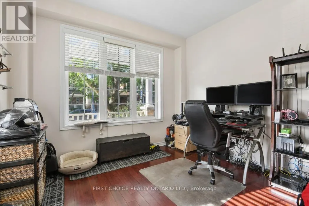 207 MISTRAL WAY