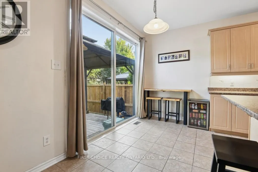 207 MISTRAL WAY