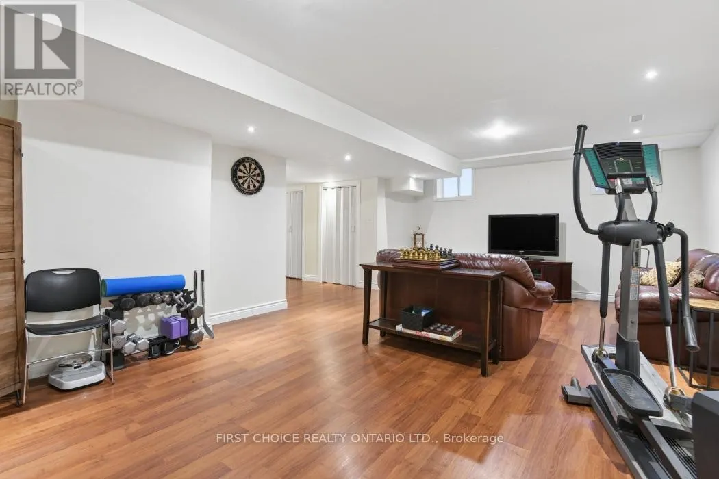 207 MISTRAL WAY