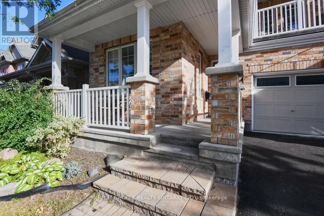 207 MISTRAL WAY