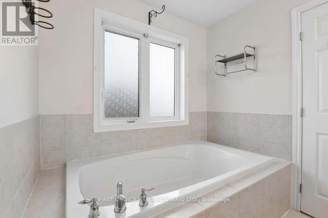 207 MISTRAL WAY