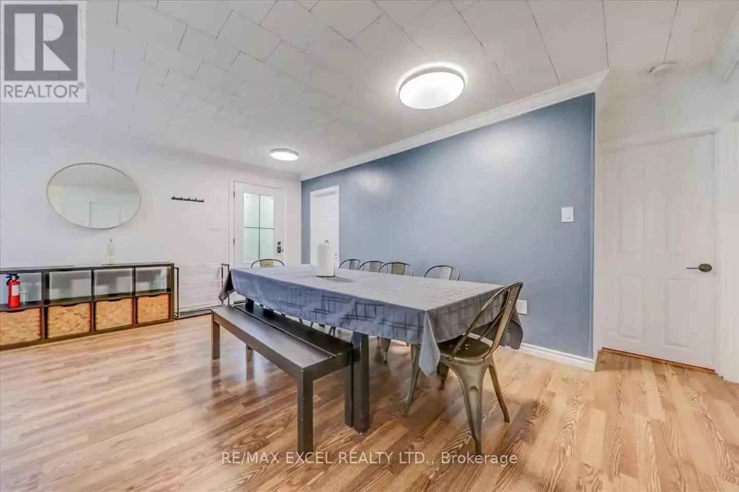 34 HARGRAVE ROAD