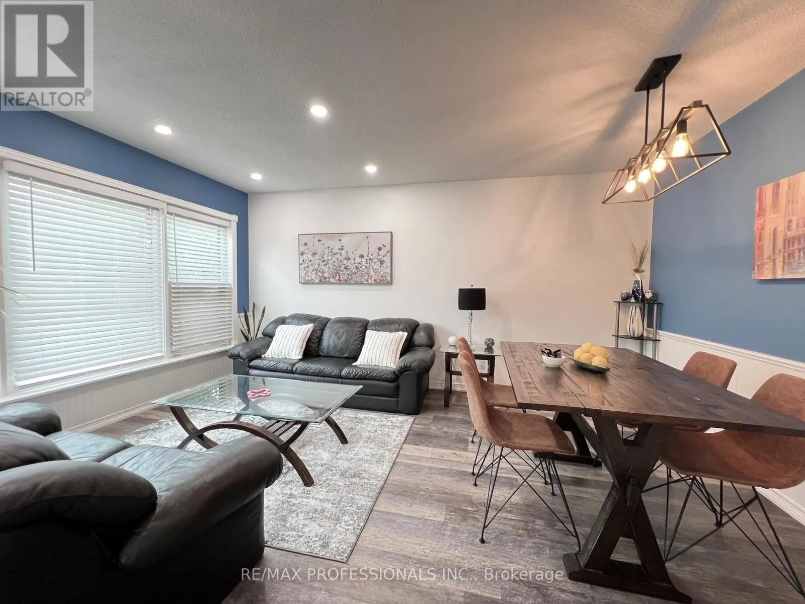 373 WEST ACRES DRIVE
