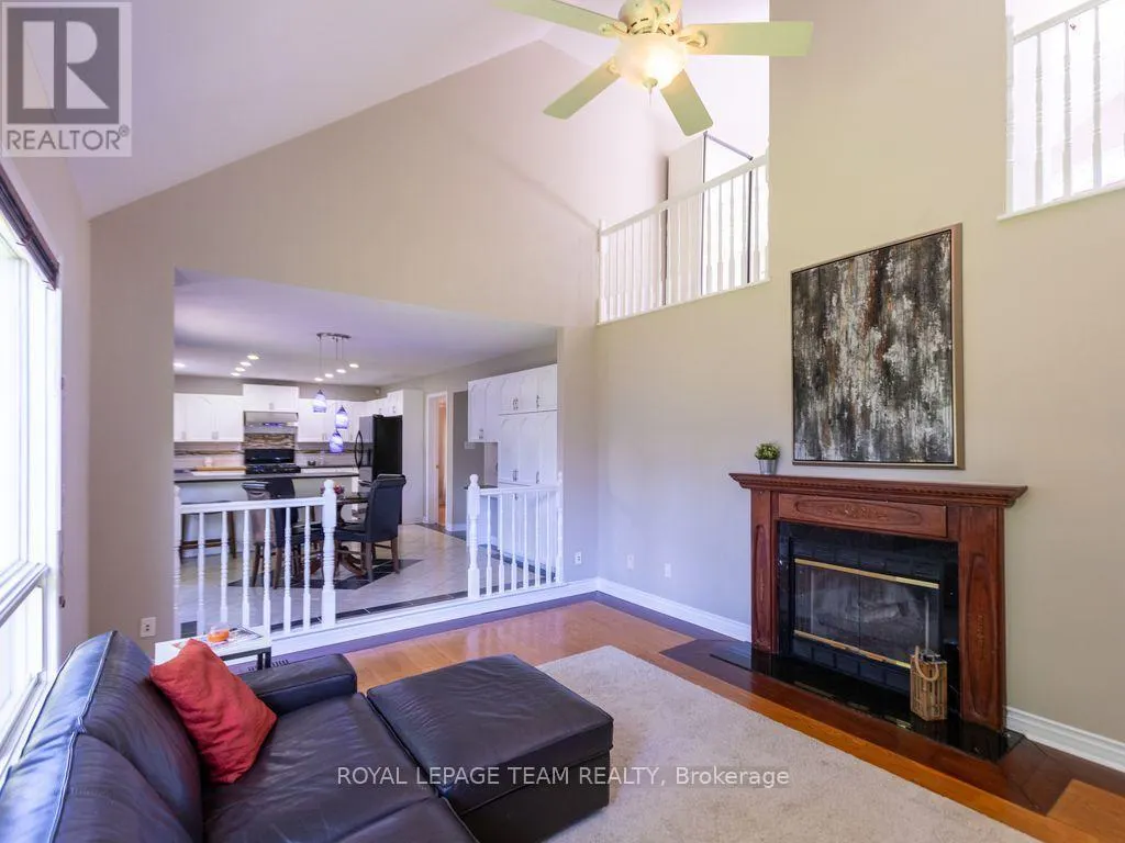48 DELAMERE DRIVE