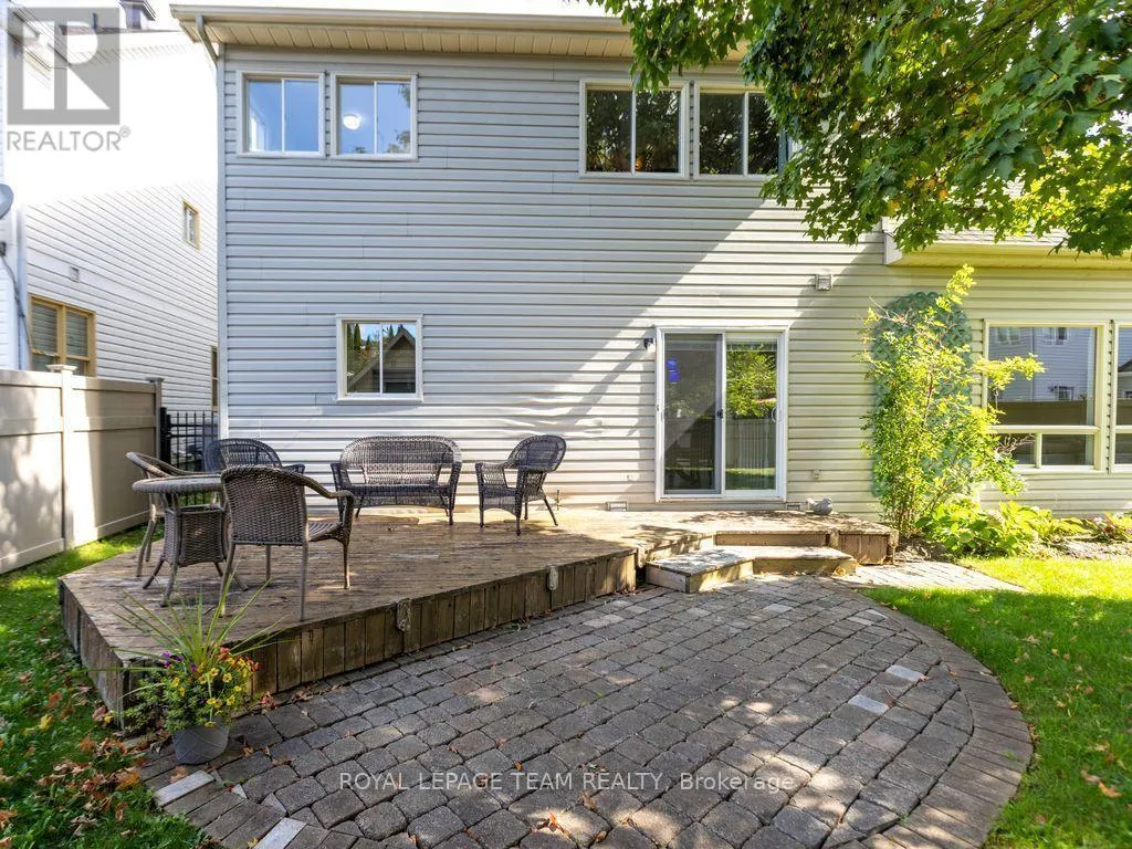 48 DELAMERE DRIVE