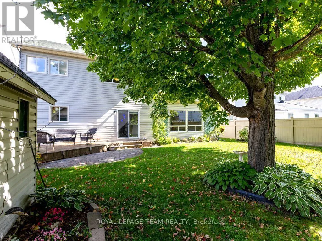 48 DELAMERE DRIVE