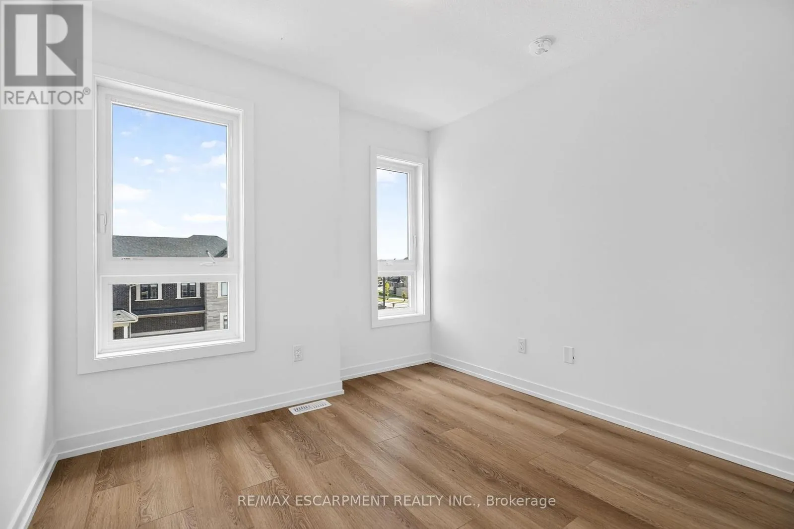 55 GREAT FALLS BOULEVARD