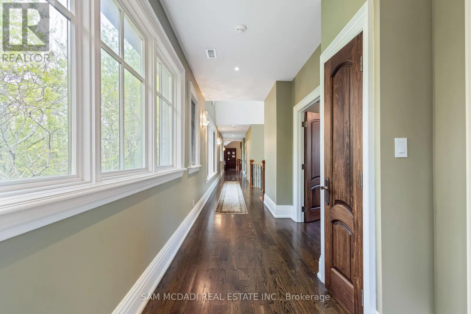 839 LAKESHORE ROAD