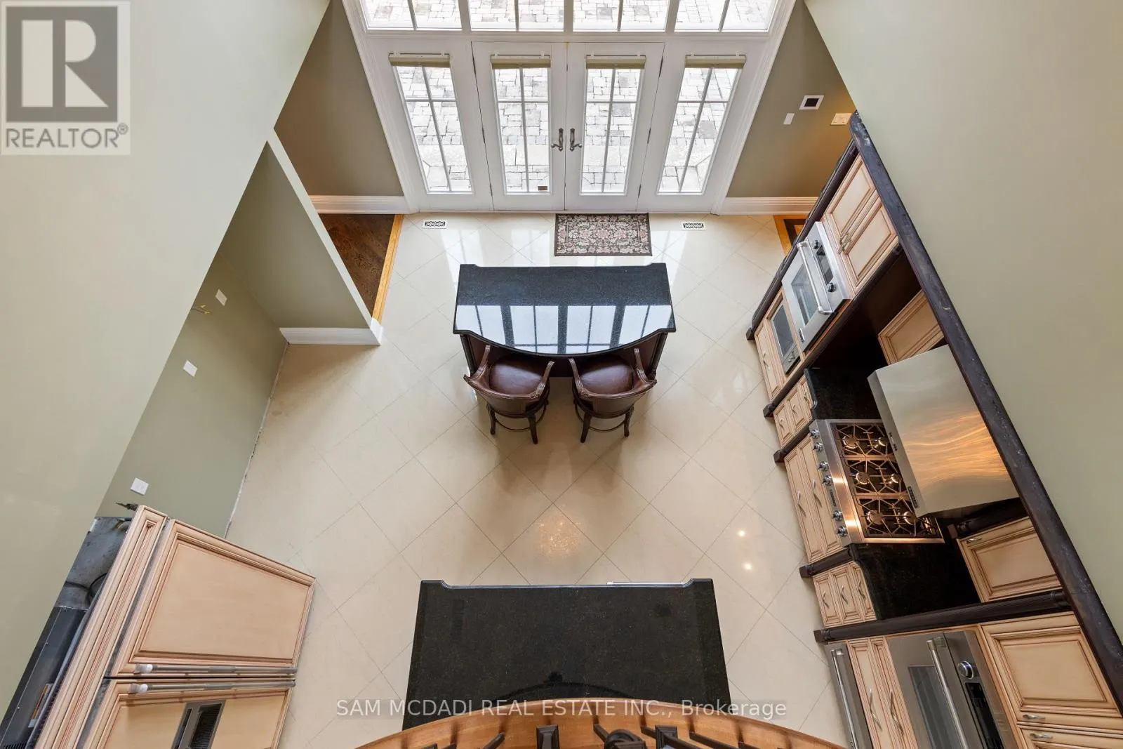 839 LAKESHORE ROAD