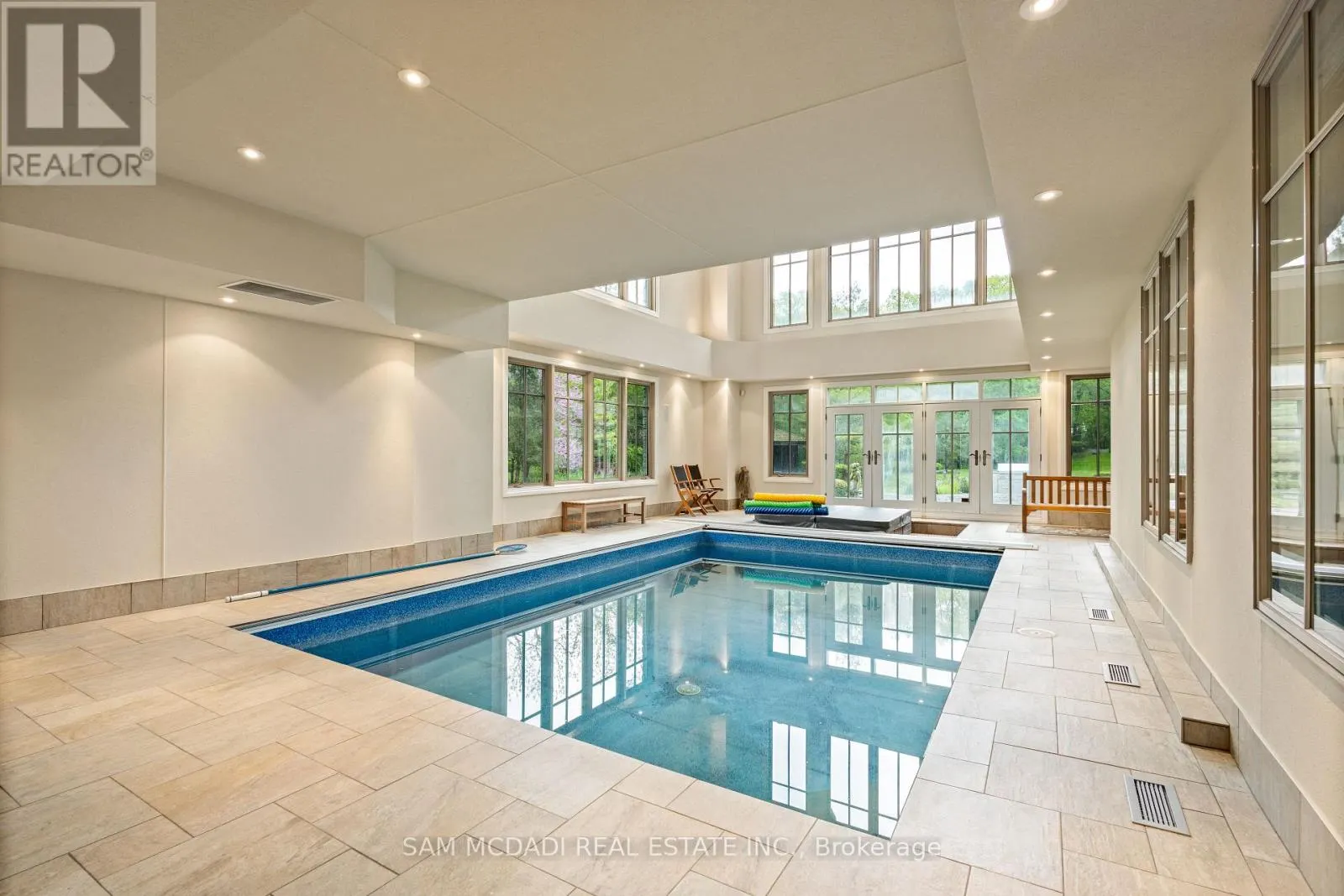 839 LAKESHORE ROAD