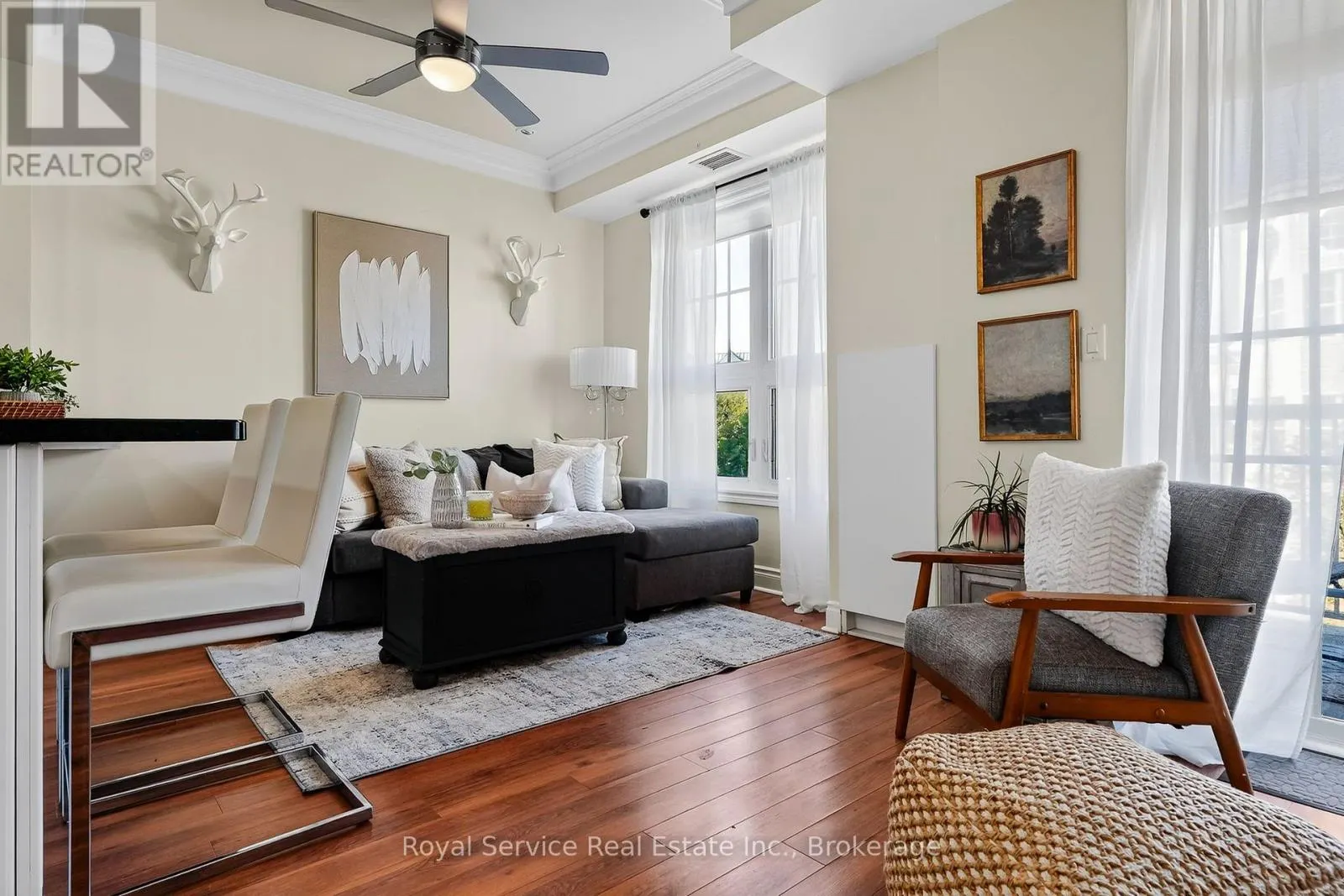 206 - 148 THIRD STREET #206