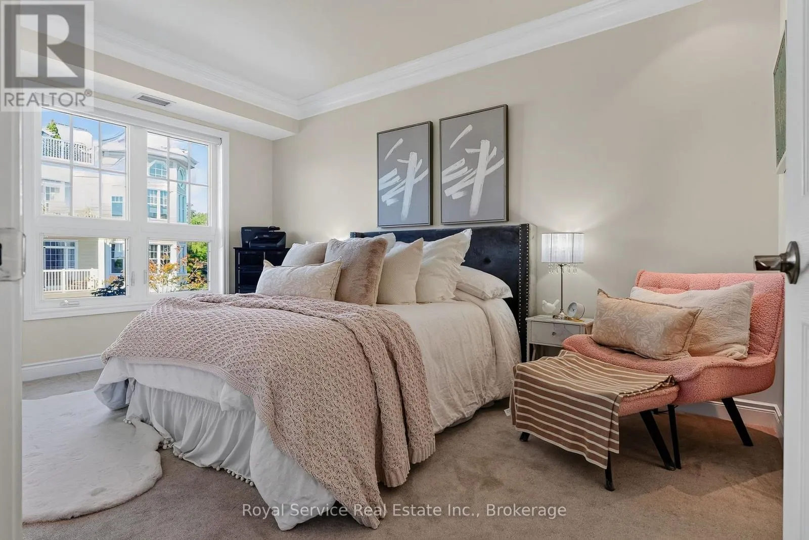 206 - 148 THIRD STREET #206