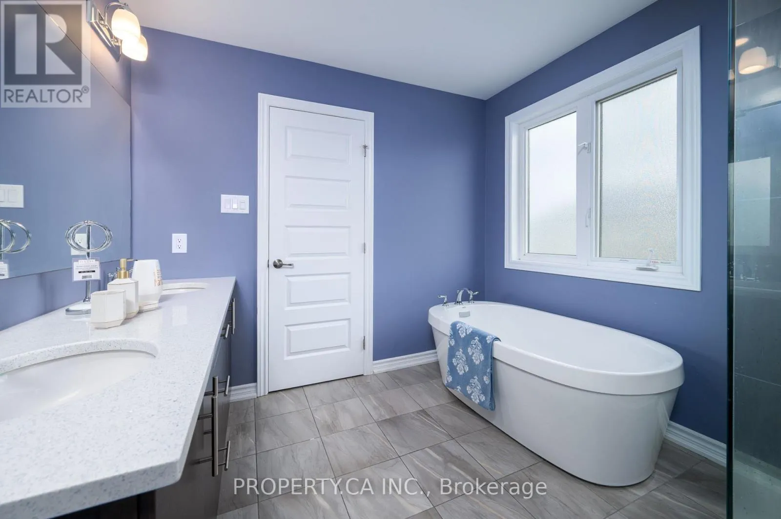 125 SWEETVALLEY DRIVE