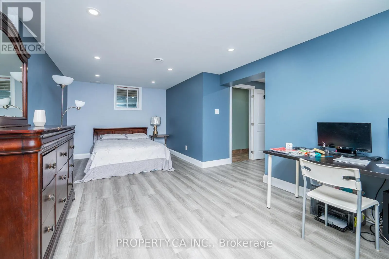 125 SWEETVALLEY DRIVE