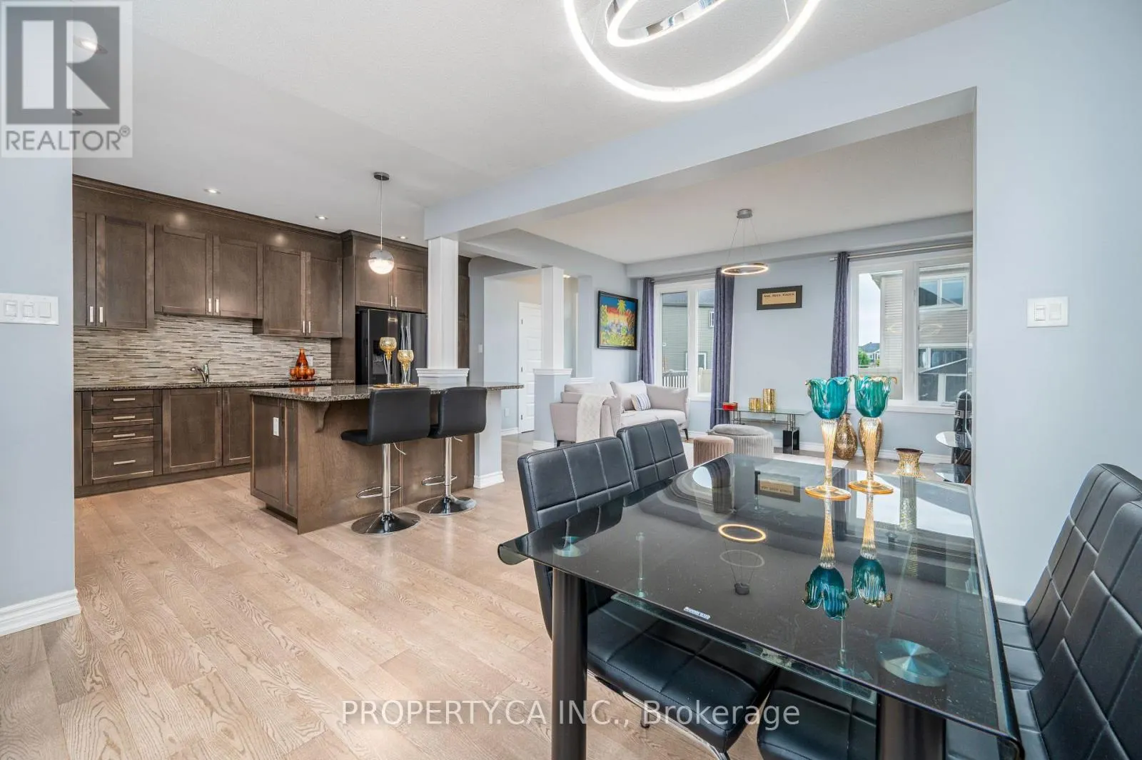 125 SWEETVALLEY DRIVE