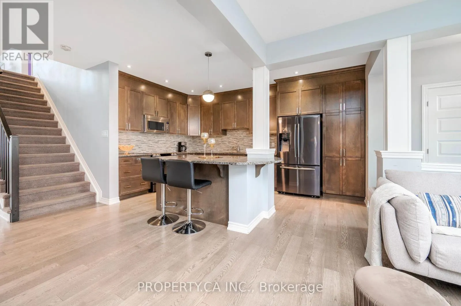 125 SWEETVALLEY DRIVE