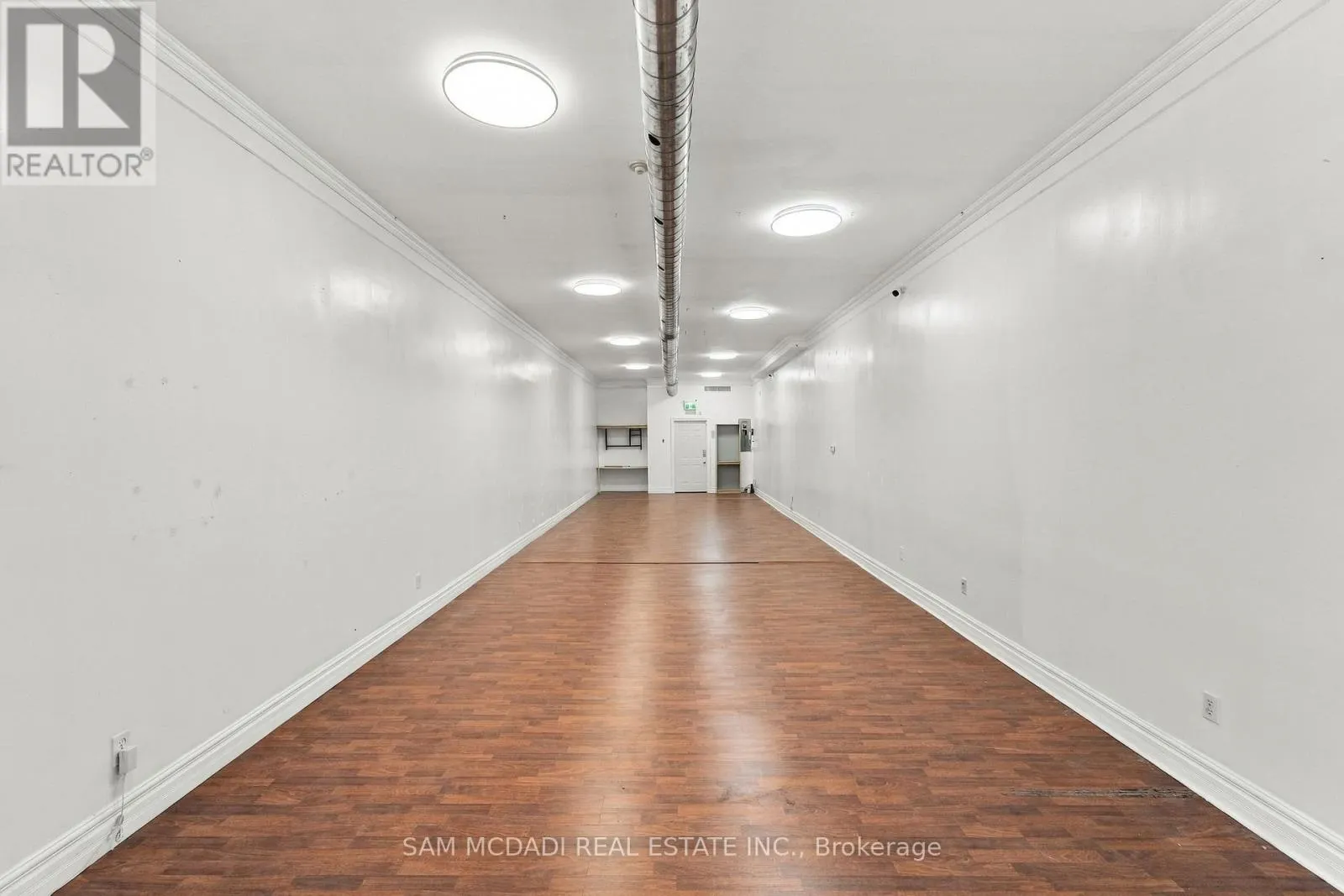 A&B - 79 KING STREET W