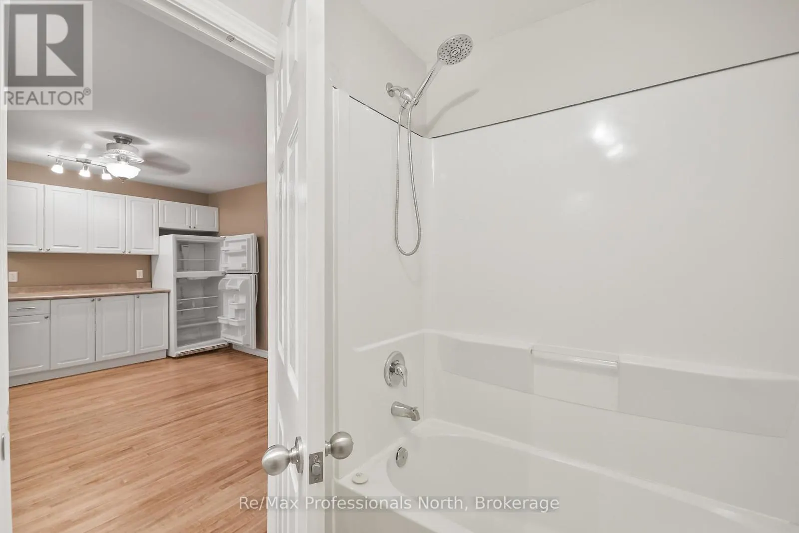 171 MUSKOKA ROAD S