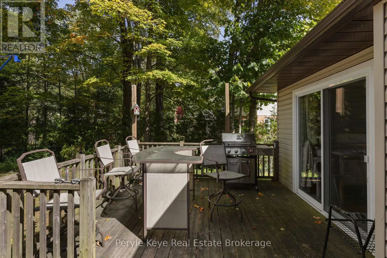 37 WOODLAND DRIVE