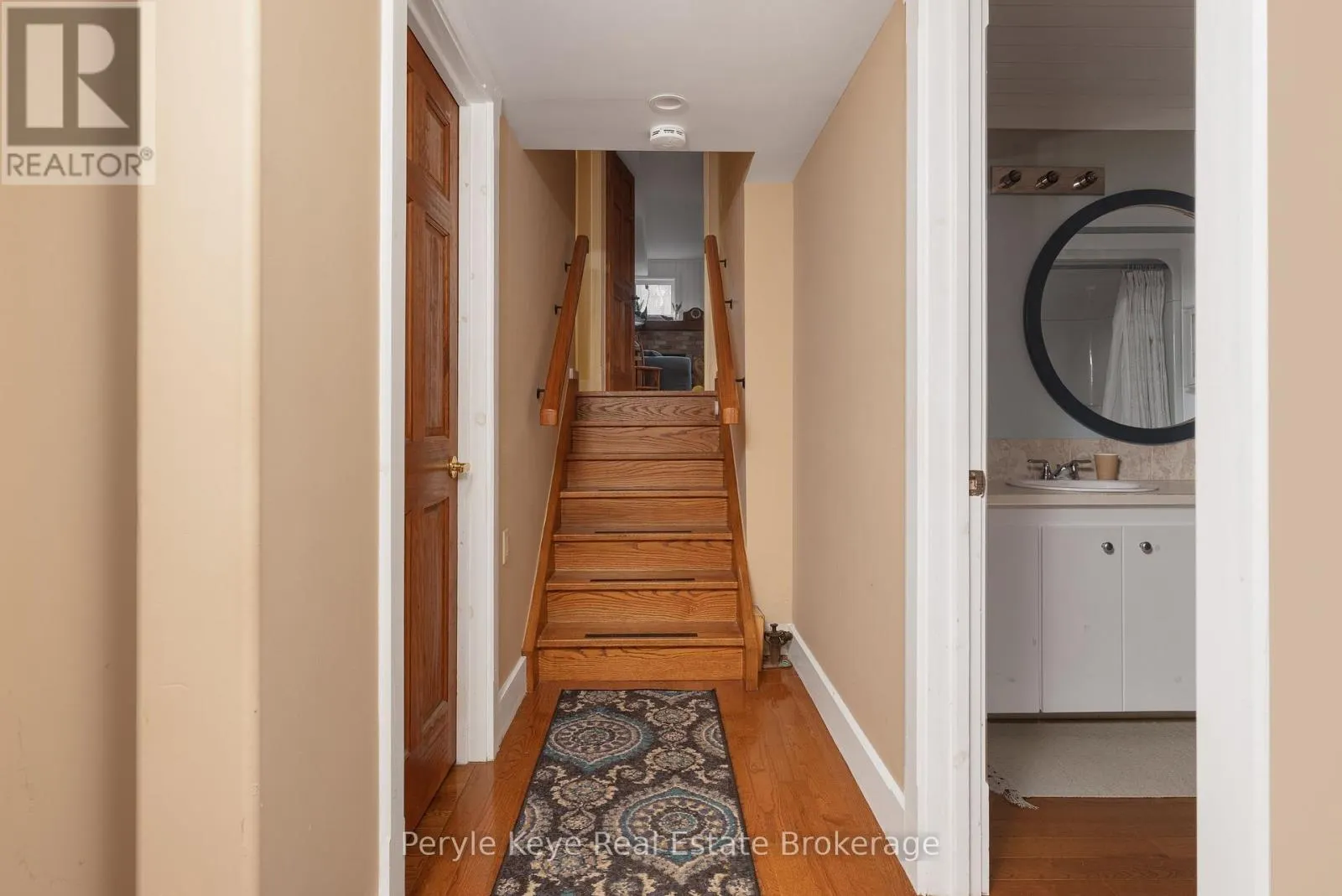 37 WOODLAND DRIVE