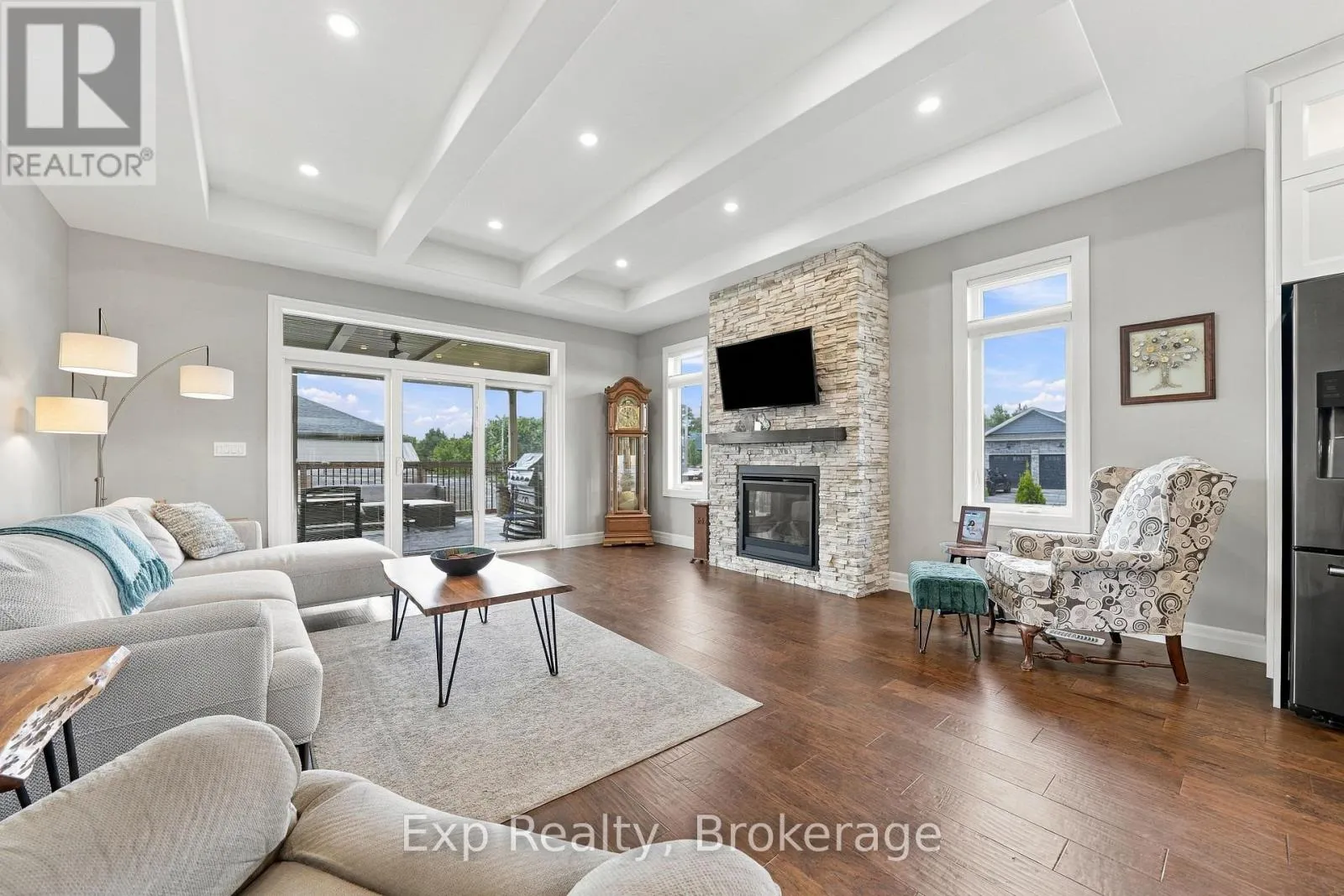 52 GAVIN CRESCENT
