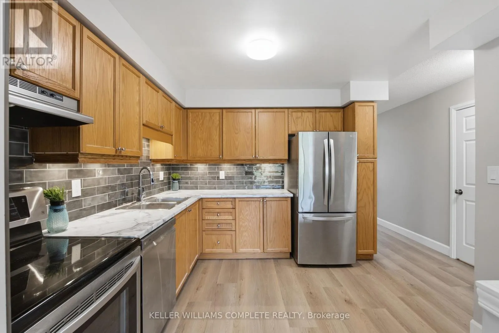 3 - 30 IMPERIAL ROAD S