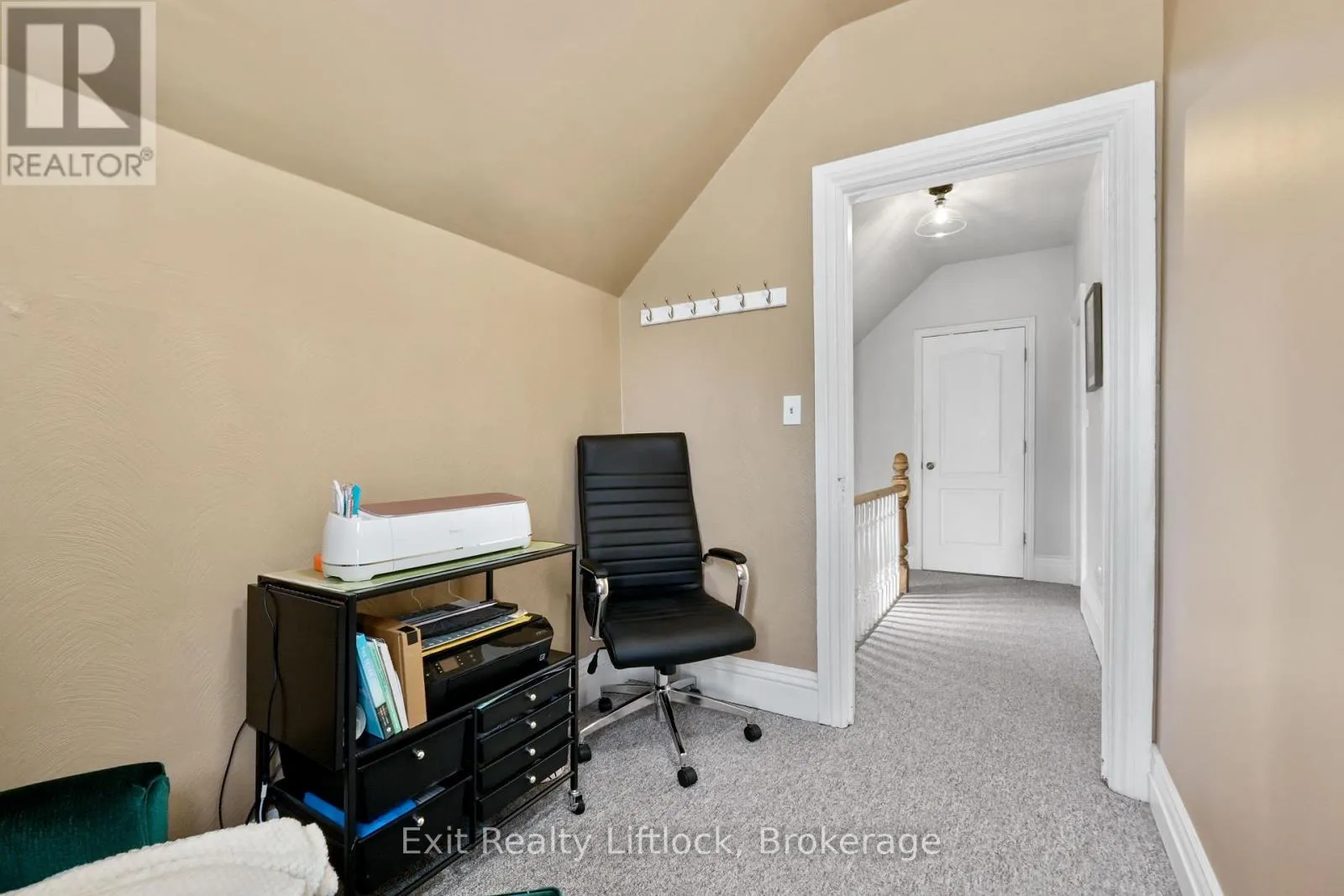 21 AYLMER STREET S