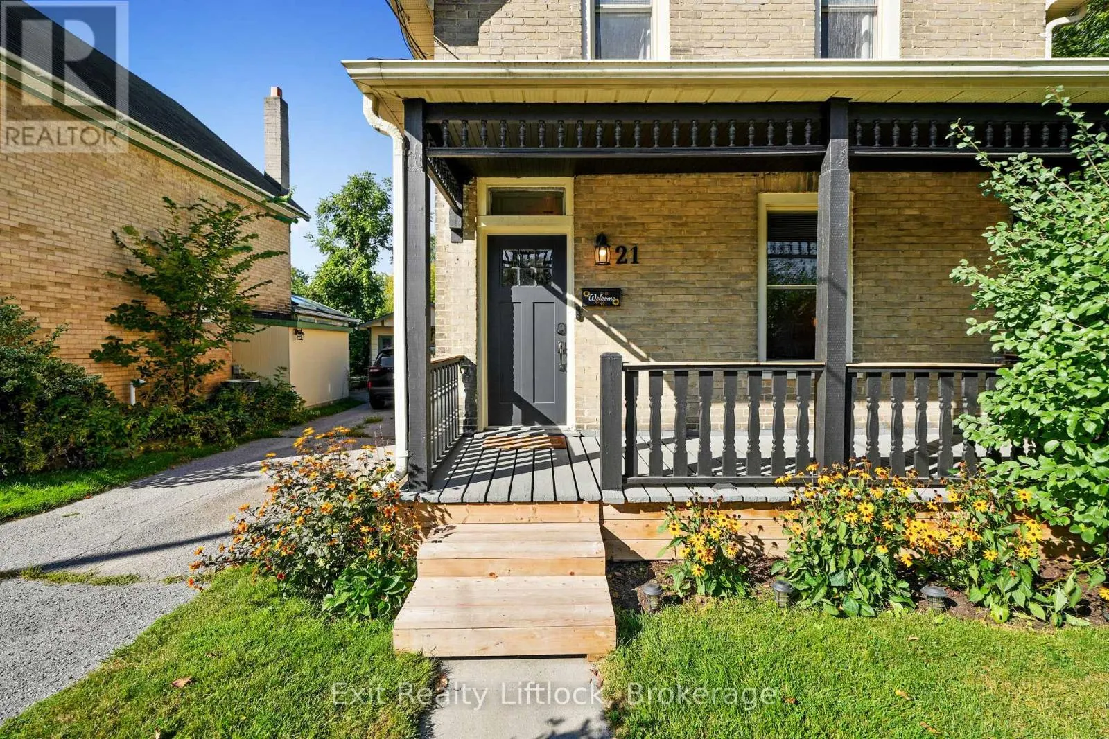 21 AYLMER STREET S