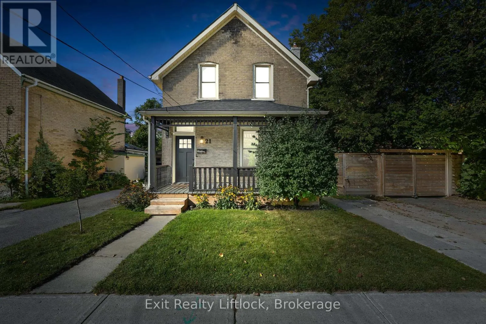 21 AYLMER STREET S