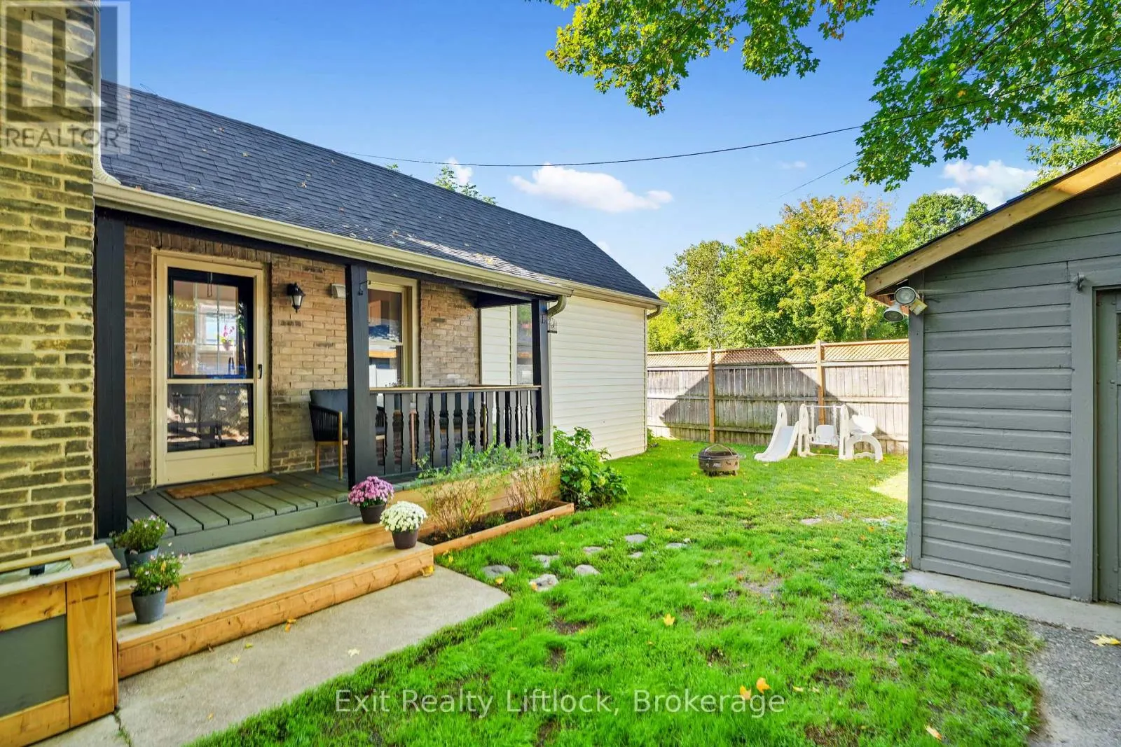 21 AYLMER STREET S