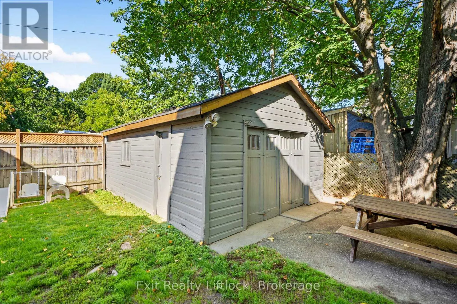 21 AYLMER STREET S