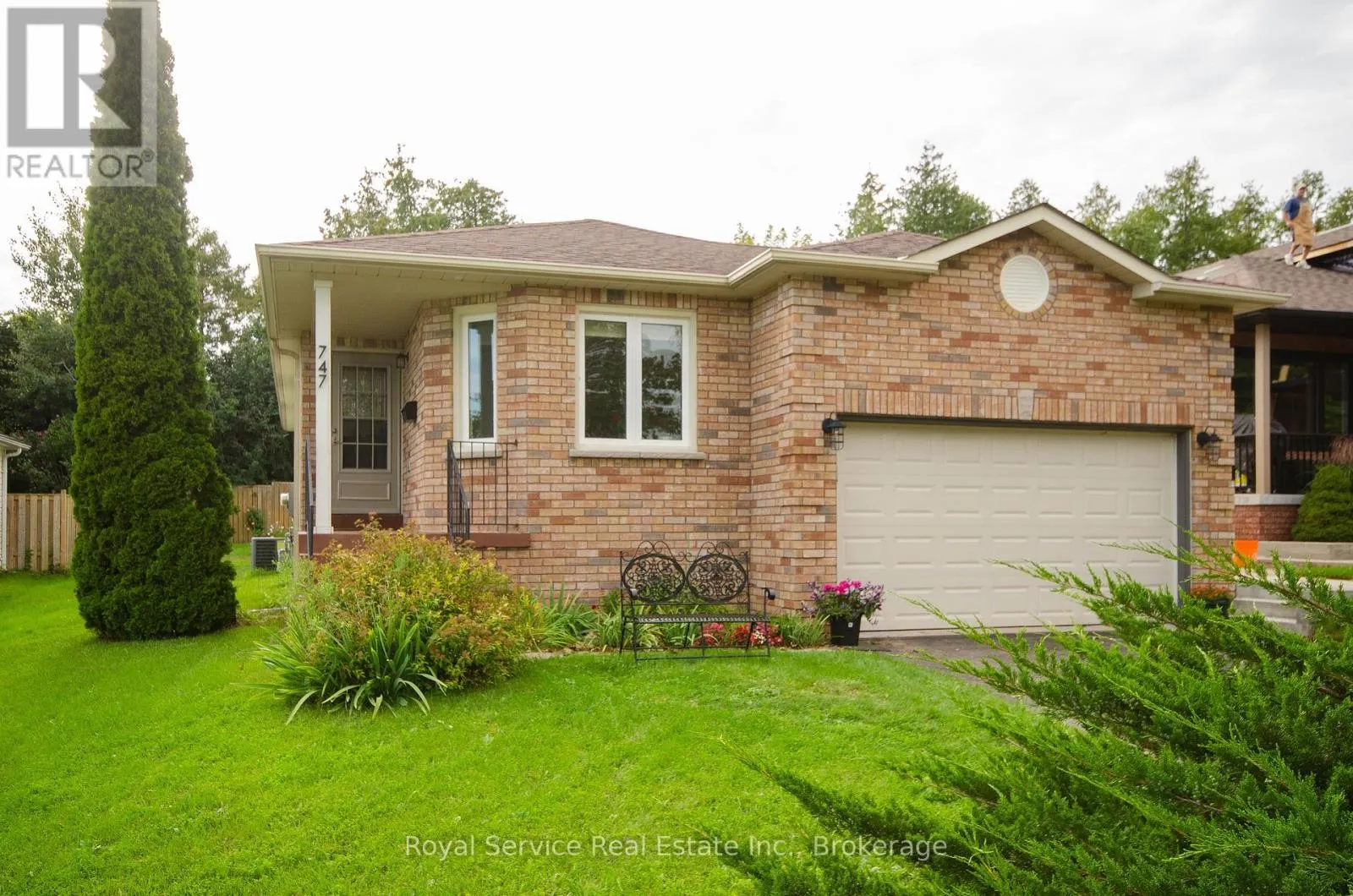 747 GREER CRESCENT