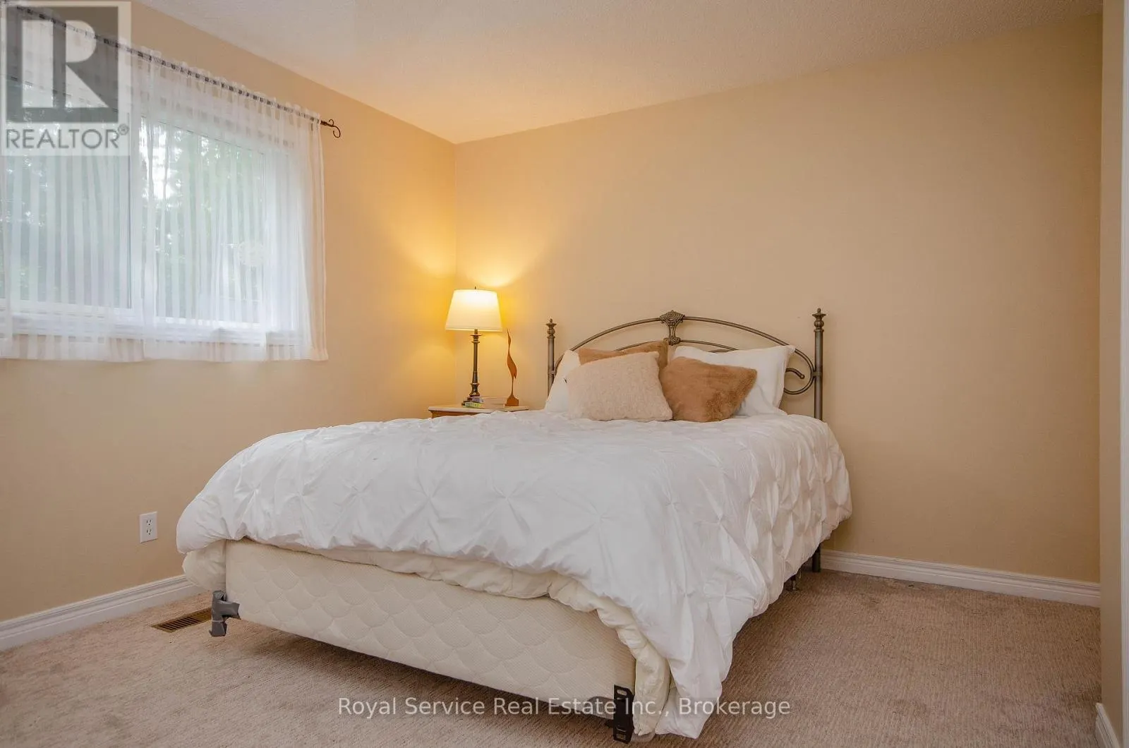 747 GREER CRESCENT