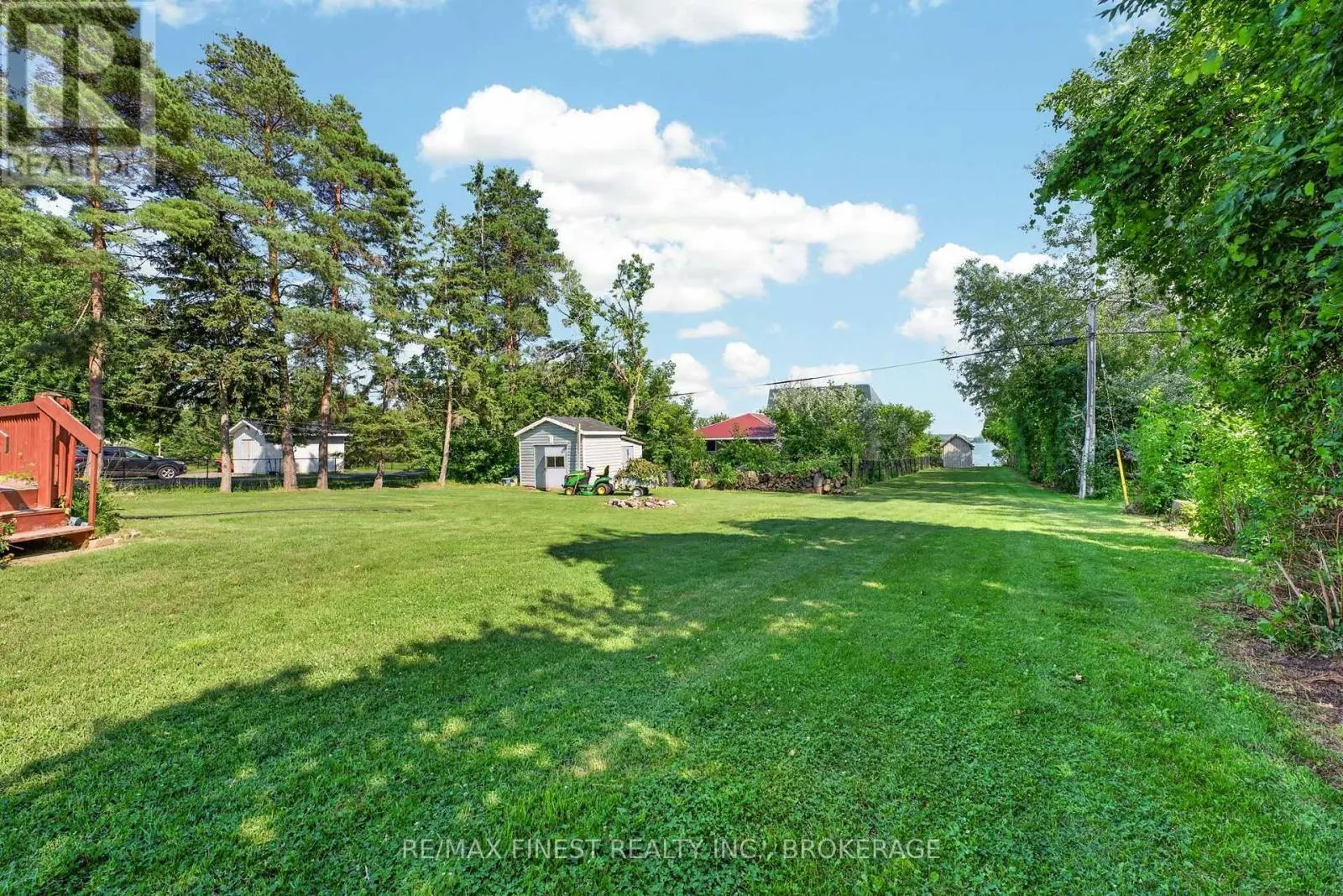 54 BAYVIEW DRIVE