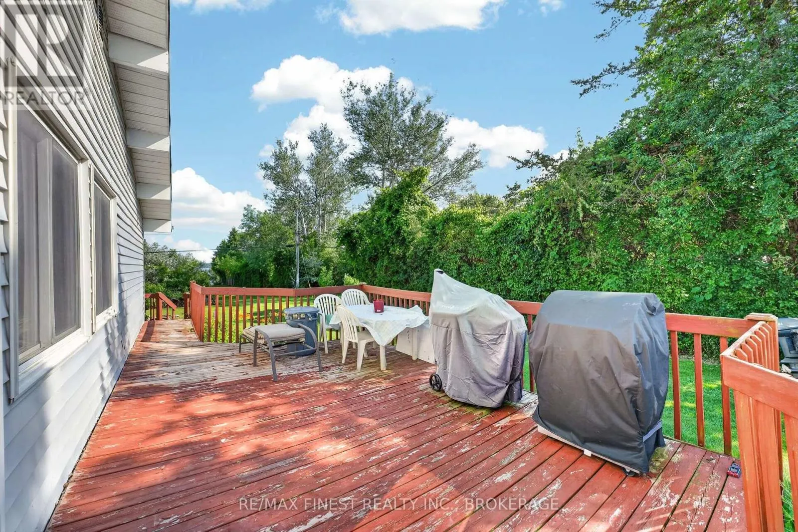 54 BAYVIEW DRIVE