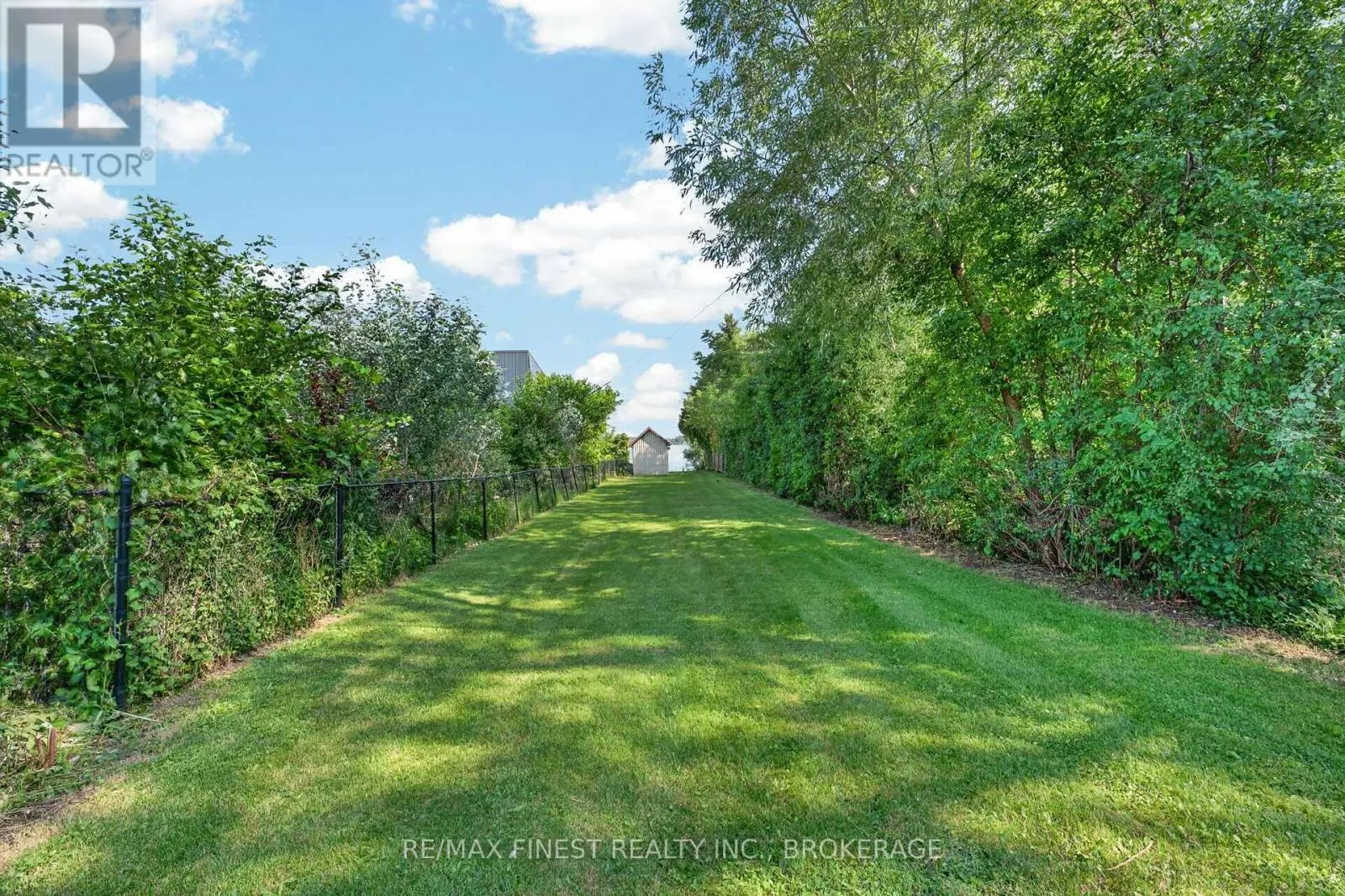 54 BAYVIEW DRIVE