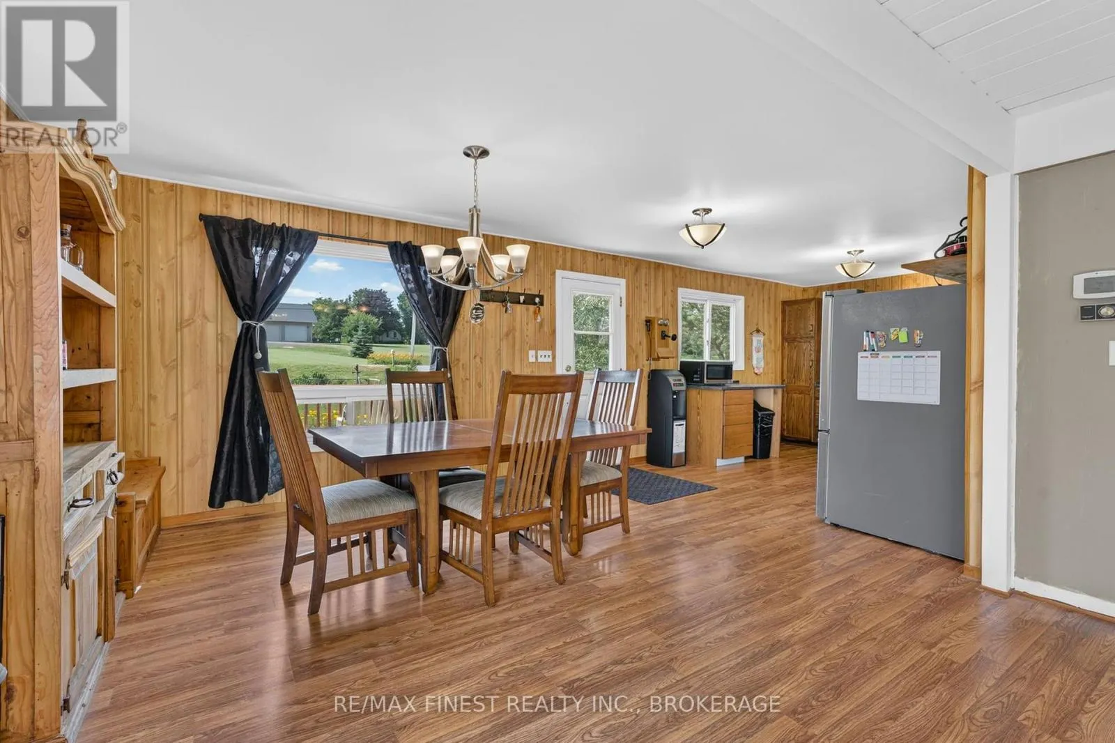 54 BAYVIEW DRIVE