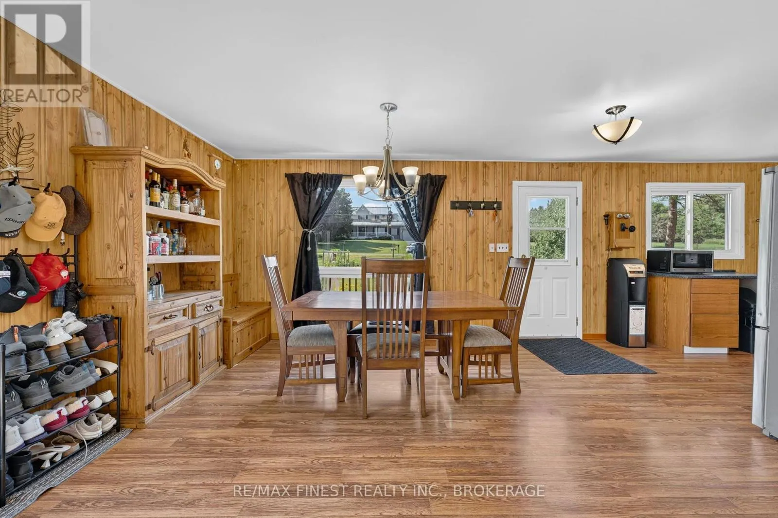 54 BAYVIEW DRIVE