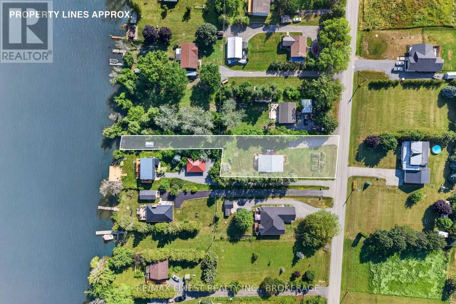 54 BAYVIEW DRIVE