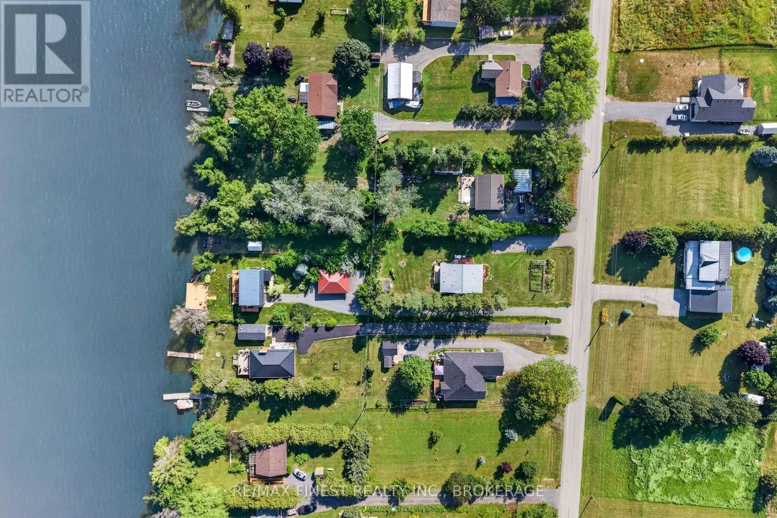 54 BAYVIEW DRIVE