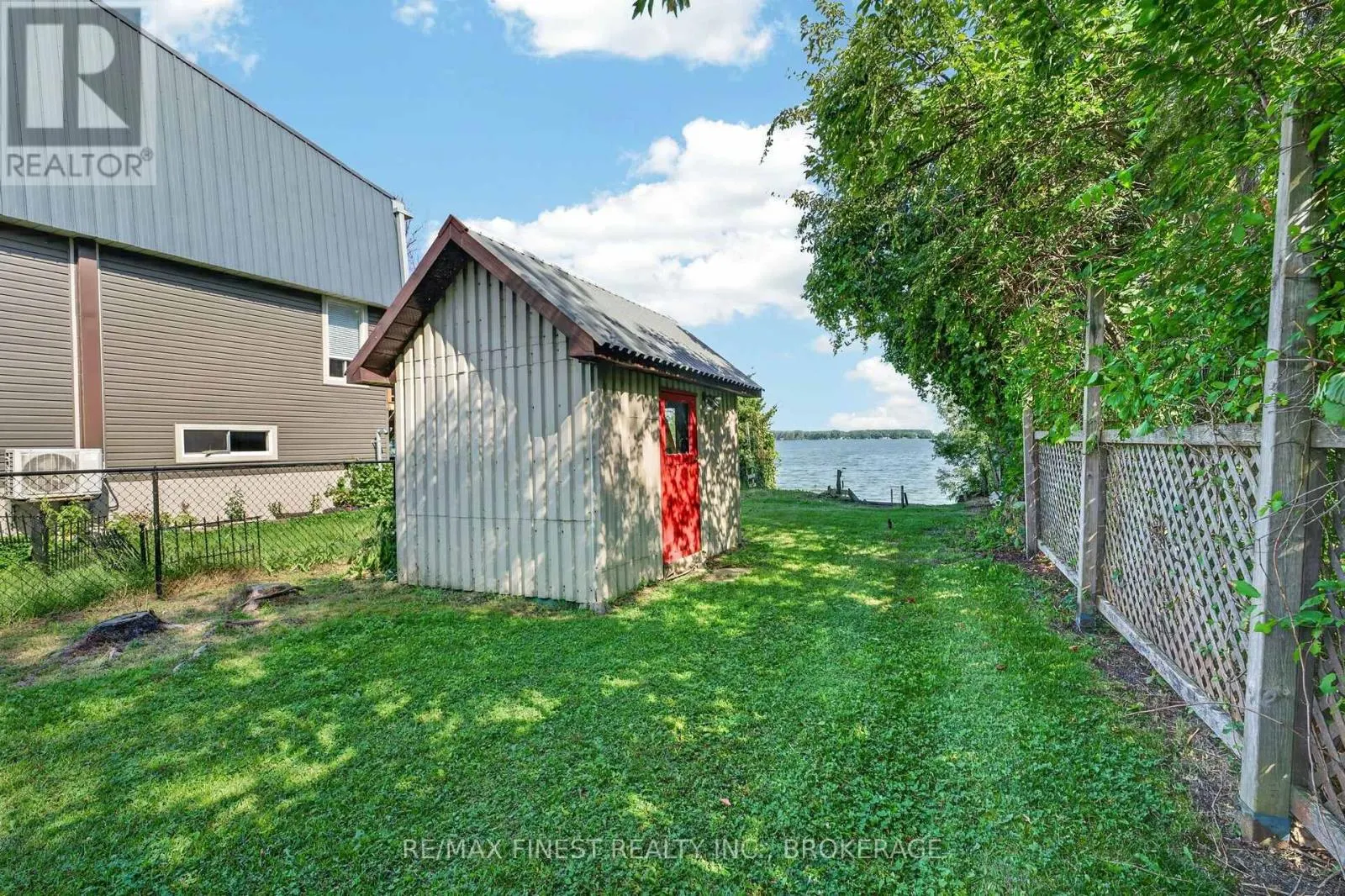 54 BAYVIEW DRIVE