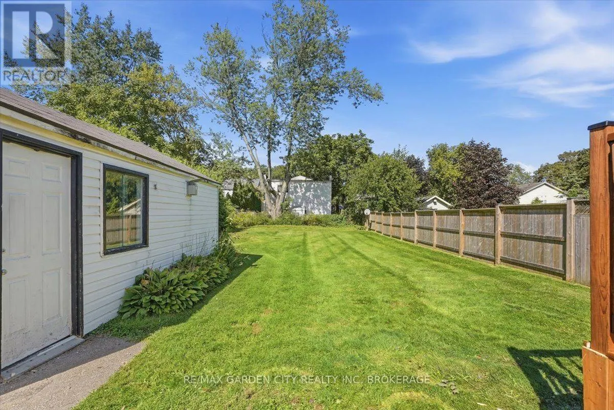 41 PORT ROBINSON ROAD