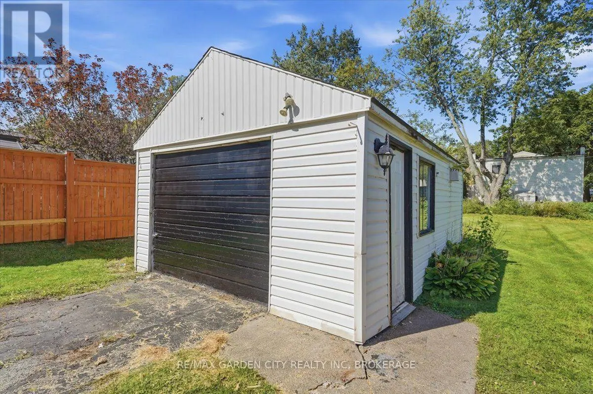 41 PORT ROBINSON ROAD